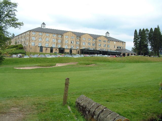 Best Golf Hotels in Berkshire - 247 airport ride